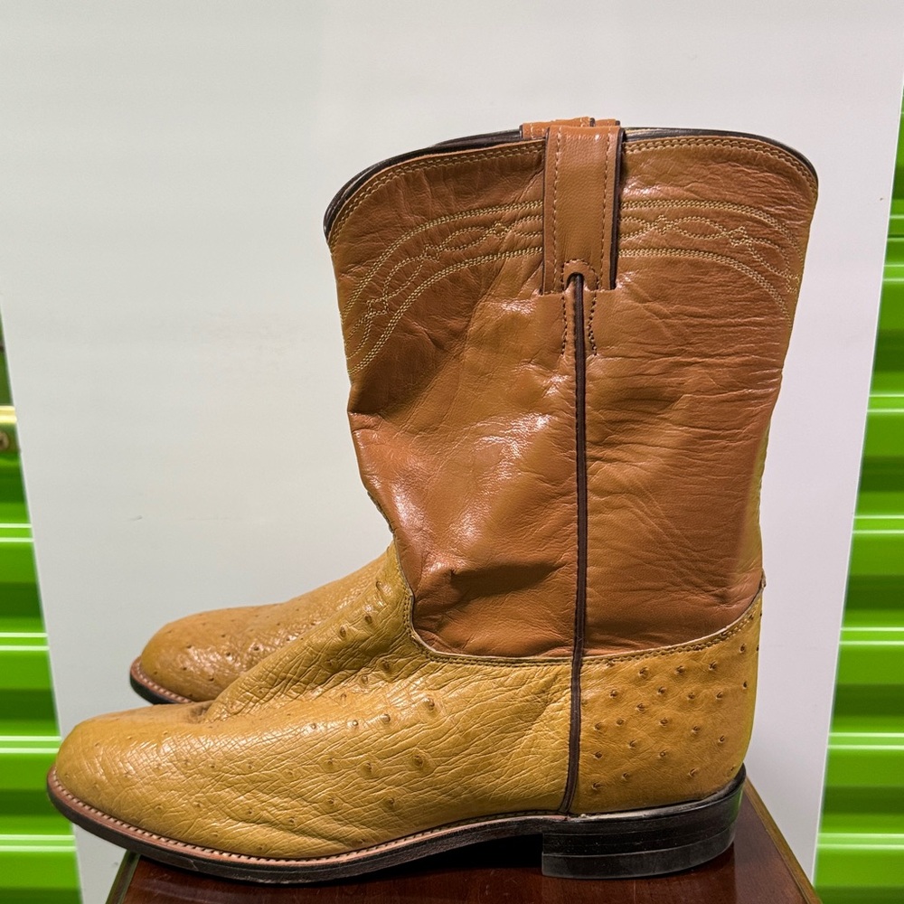 Justin Boots Men's Tan and Brown Western Boots - Picture 3 of 11